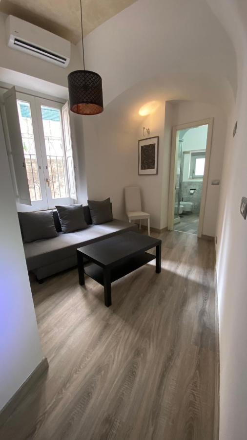 Petros Room Camere Салерно Екстериор снимка