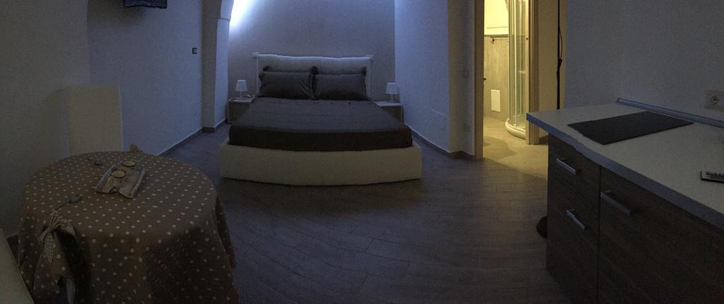 Petros Room Camere Салерно Стая снимка