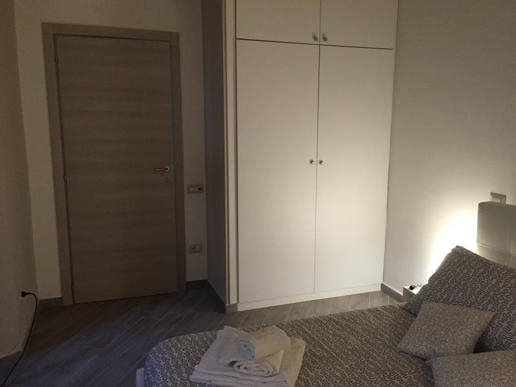 Petros Room Camere Салерно Стая снимка