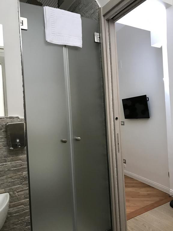 Petros Room Camere Салерно Екстериор снимка