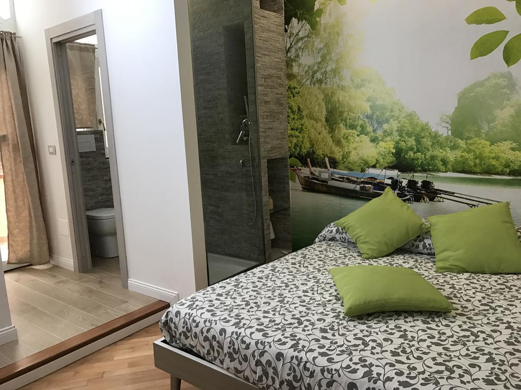 Petros Room Camere Салерно Екстериор снимка